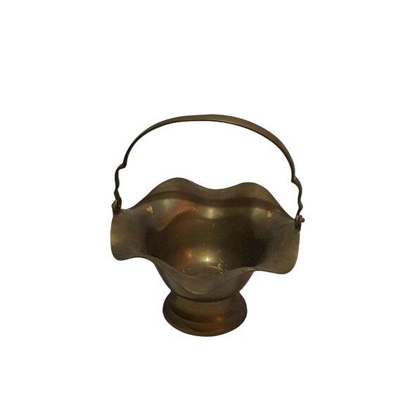 Vintage Solid Brass Basket With Handle Ruffled Edge 8" x 9" Made in India - Picture 3 of 7